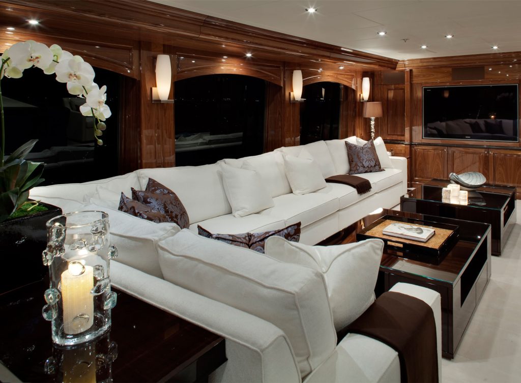 Remember When Motor Yacht Salon